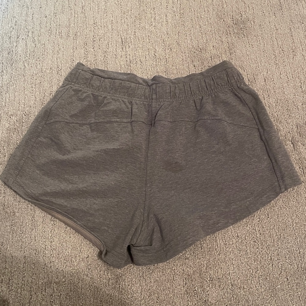LULULEMON- Inner Glow Short 3" Terry Heathered Grey Athletic Gym Workout Casual - Picture 3 of 3